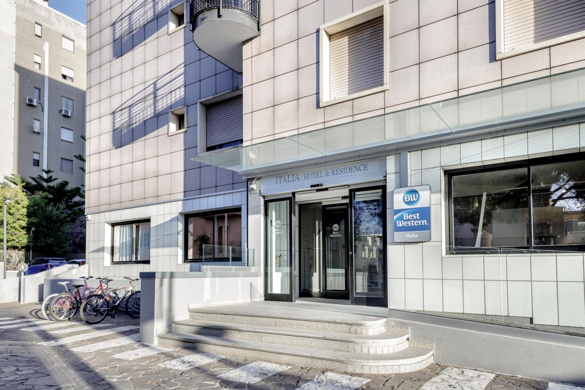 贝斯特韦斯特意大利公寓酒店 夸尔图-圣埃莱娜 外观 照片
